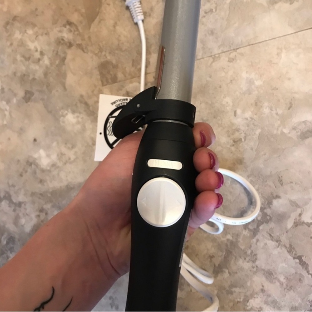 BEACH WAVER IRON